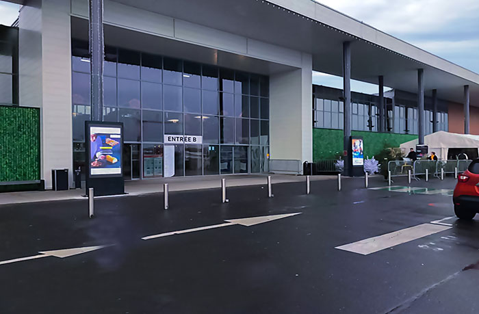 Ensuring the Efficient Operation of Outdoor LED Totem in Winter