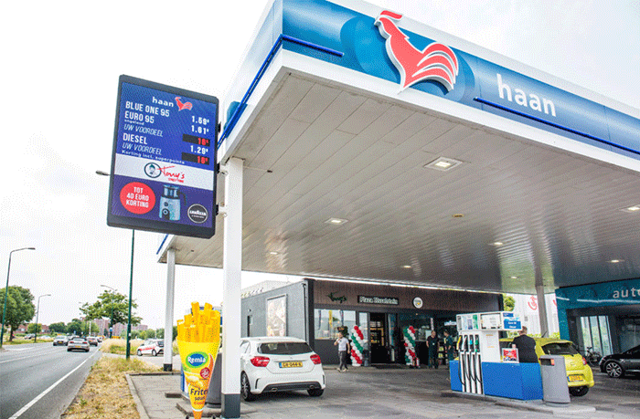 How LED Pole Displays Transformed Fuel Stations in Amsterdam