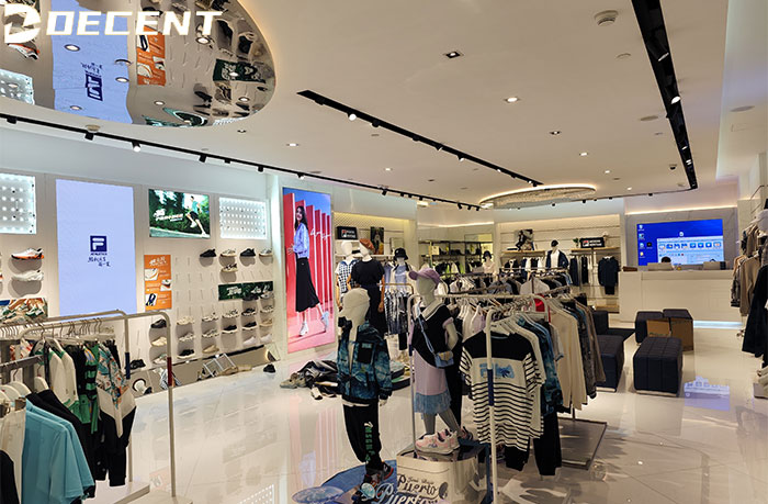 LED-display-screen-for-fashion-retail