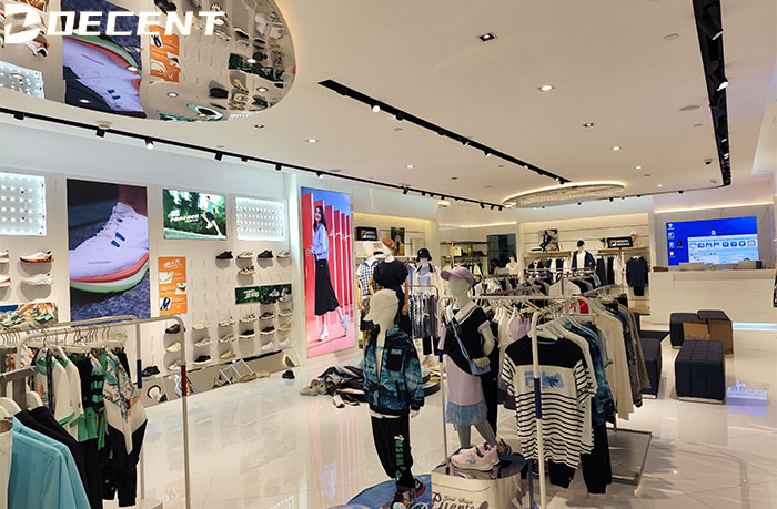 P2.5-LED-display-for-retail-stores