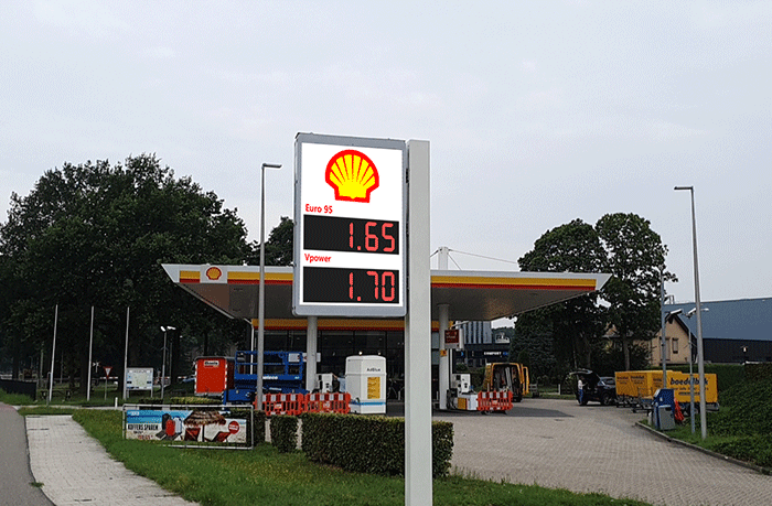 Why vigorously promote Pole LED Displays? Save urban space
