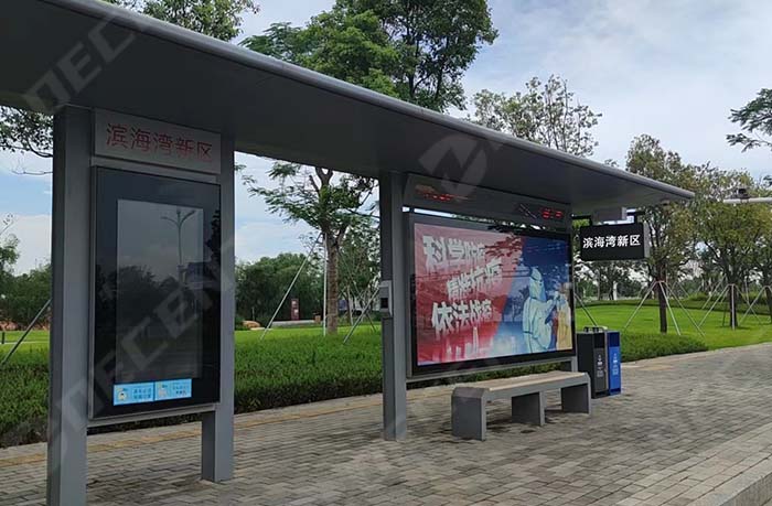 Smart Bus Stop LED Totem: Transforming Bus Stops into Intelligent Information Hubs